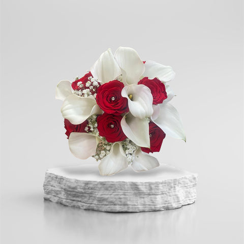 Bouquet rose rosse e calle