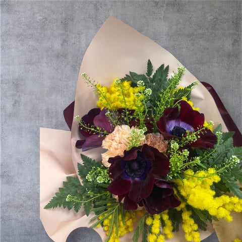 anemoni e mimosa  - festa della donna