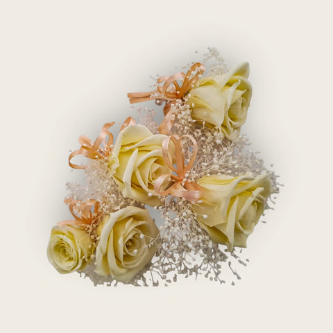 Fiore all'occhiello - panna