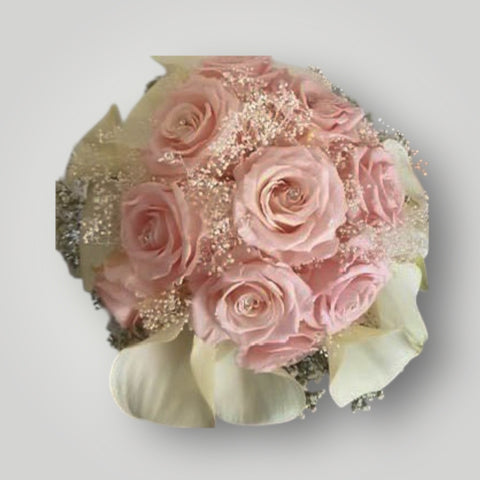 Bouquet confetto - rose rosa stabilizzate e calle