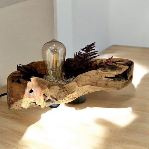 Lampada su legno