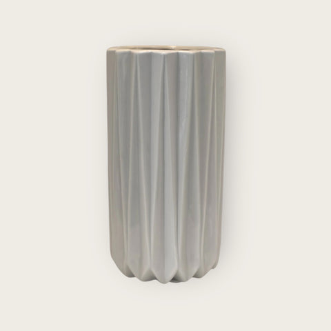 vaso alto bianco in ceramica