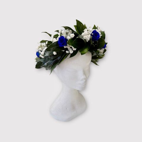 Coroncina di alloro con rose blu stabilizzate