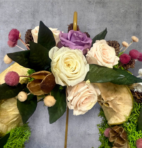 Composizione tonda fiori stabilizzati